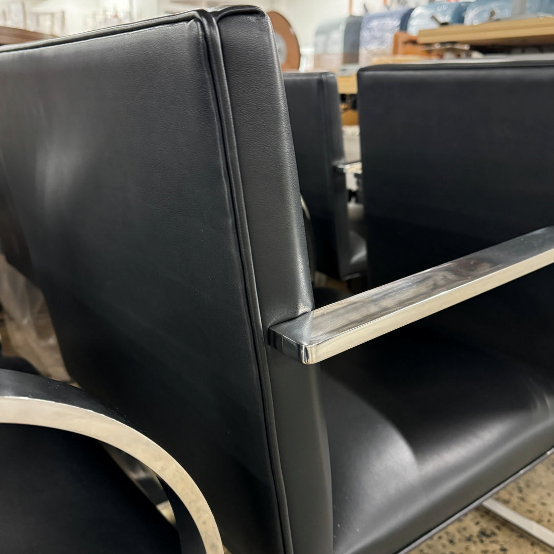 Brno Flat Bar Chair Stainless/Leather(10) by Mies Van der Rohe