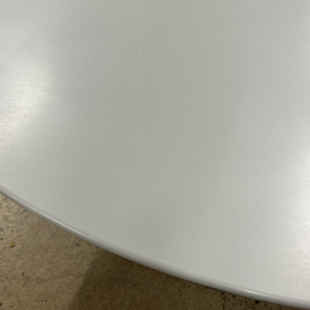 Knoll Eero Saarinen Round Coffee Table