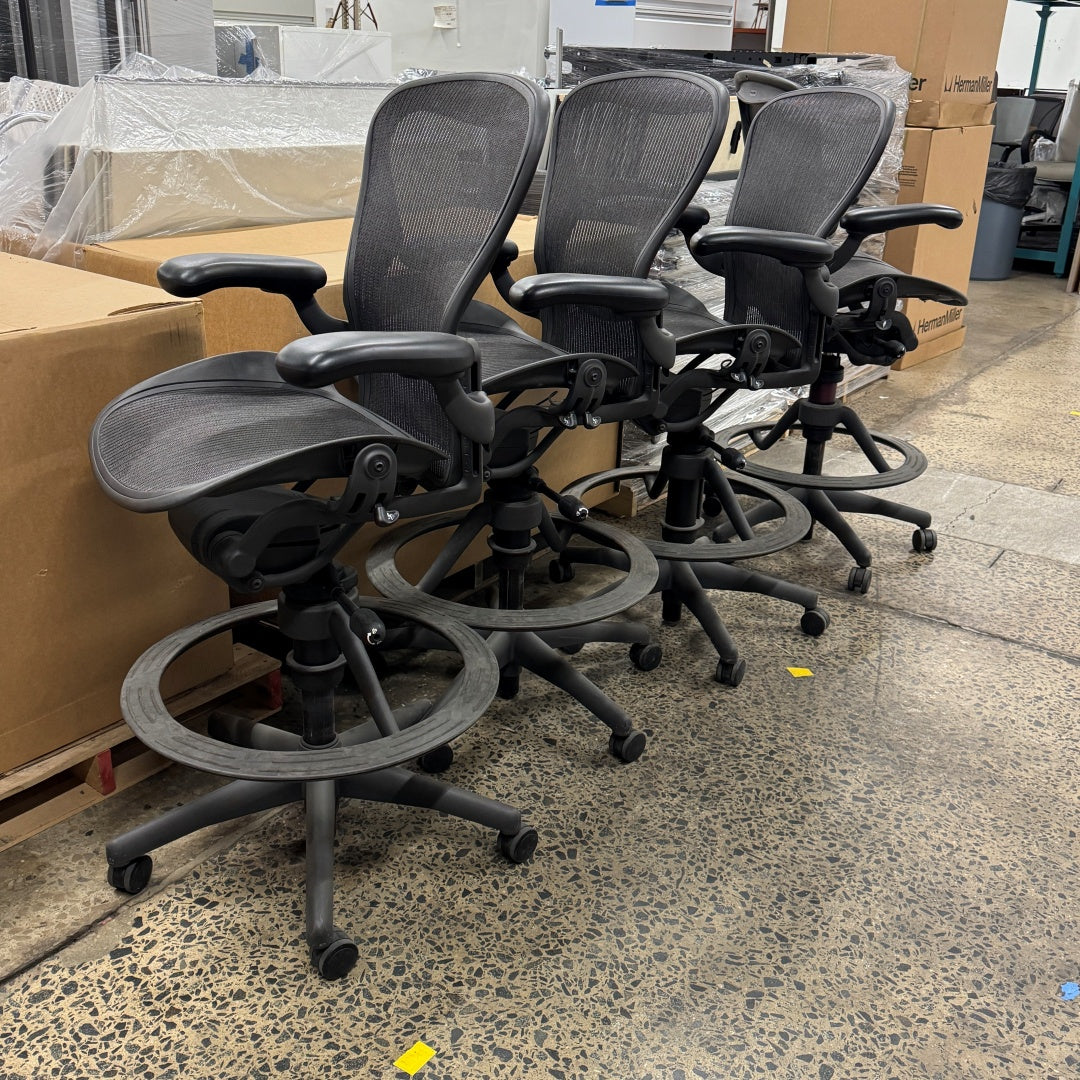 Aeron Stools, B-Size, Graphite (4)