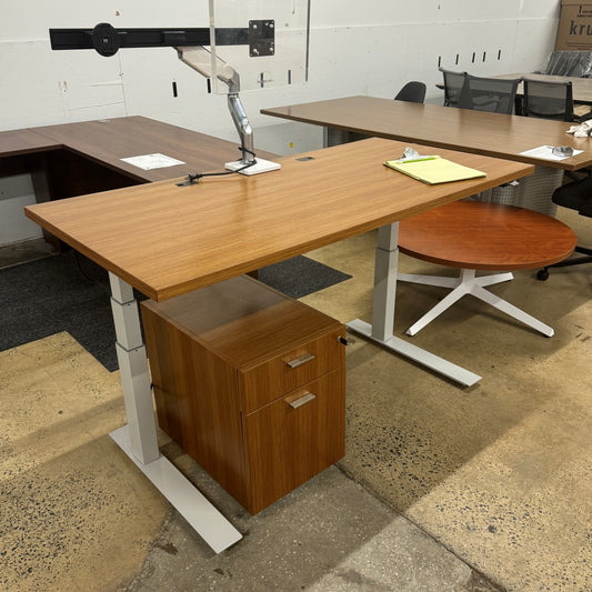 Knoll Tone Electric Height Adjustable Table