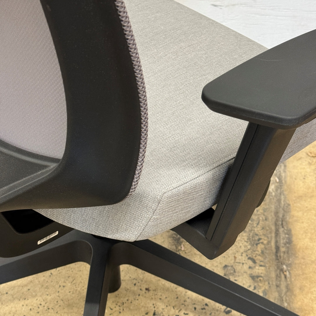 k. Task Chair  by Knoll