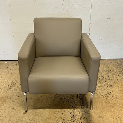 OFM Triumph Series Lounge Chair