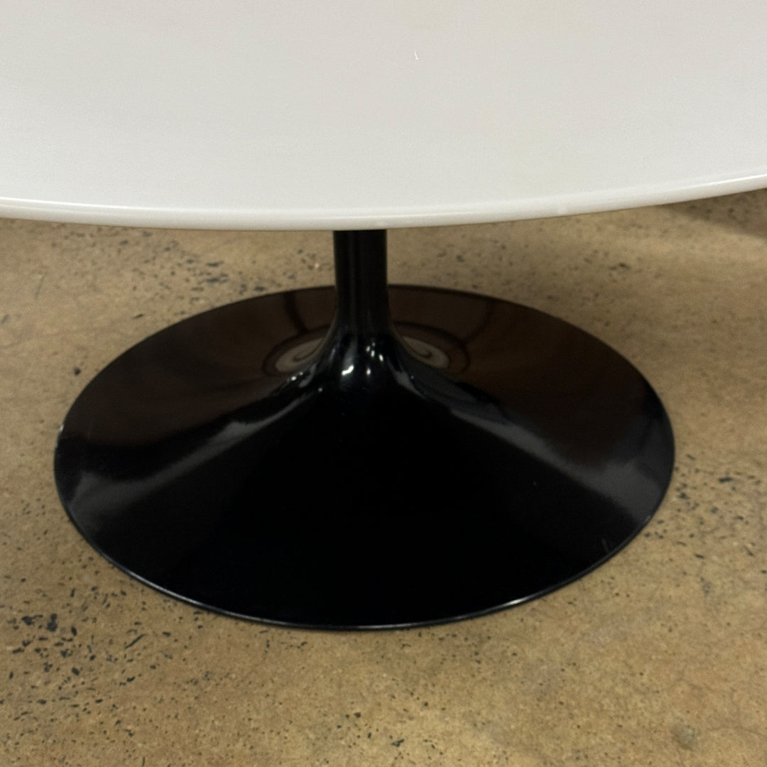 Knoll Eero Saarinen Round Coffee Table