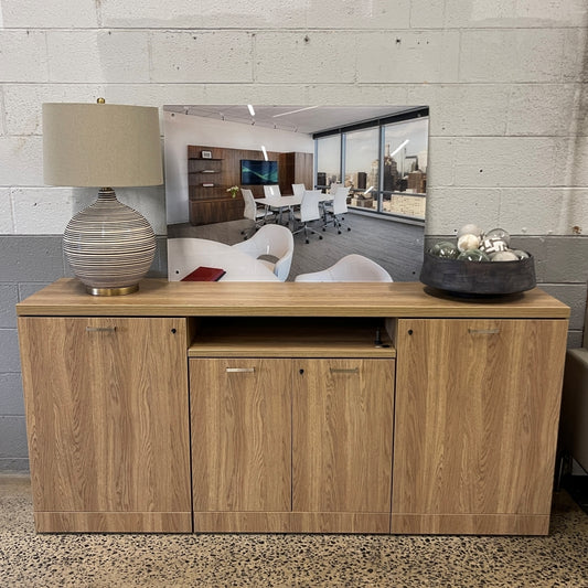 Knoll Reff Credenza