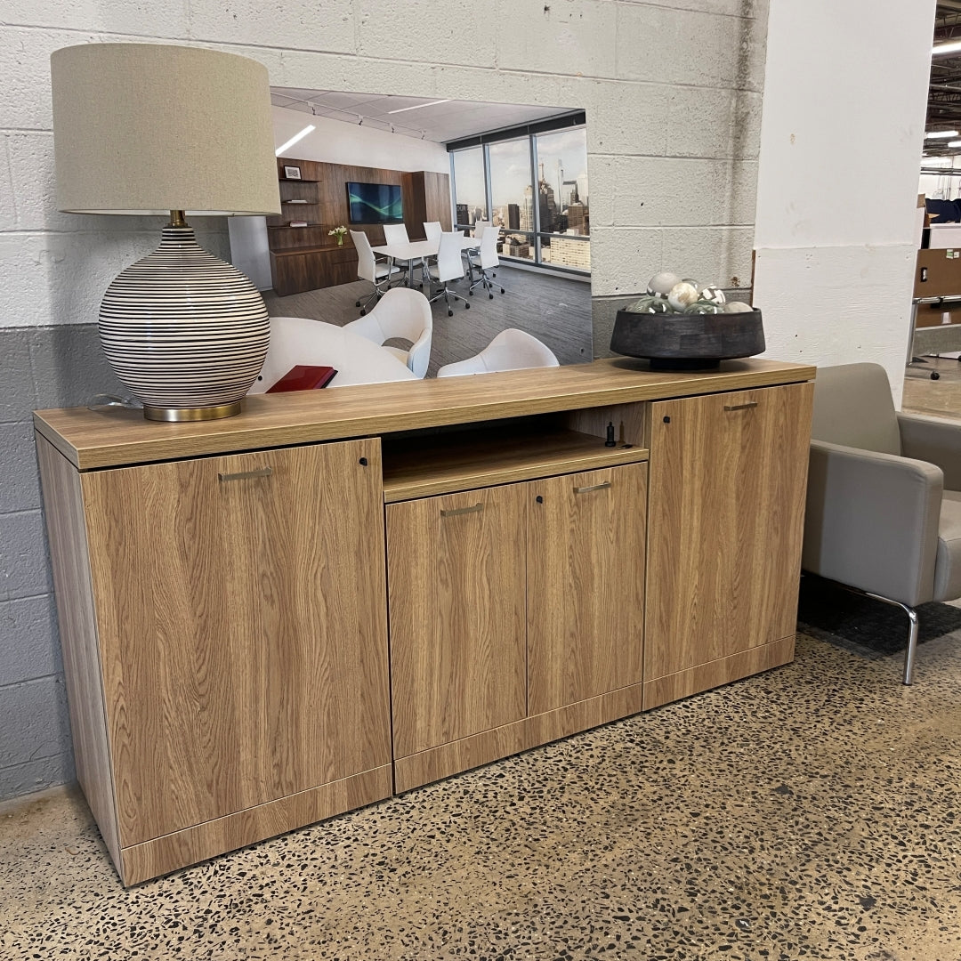 Knoll Reff Credenza