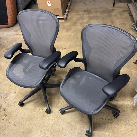Aeron Chairs, B-Size, Graphite (2) Used, 2017