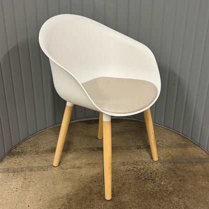 Allermuir KIN Tub Chair (18)