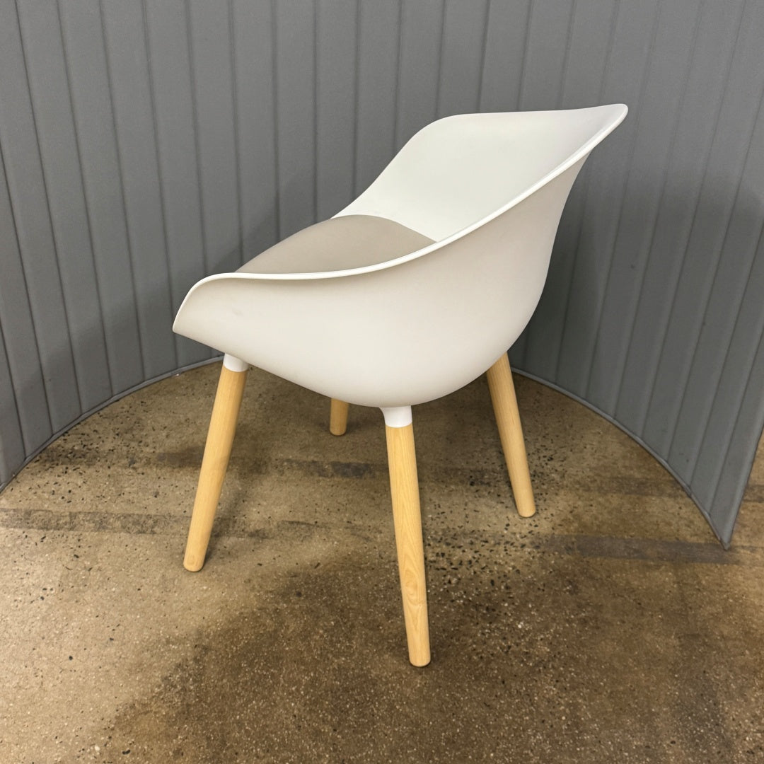 Allermuir KIN Tub Chair (18)