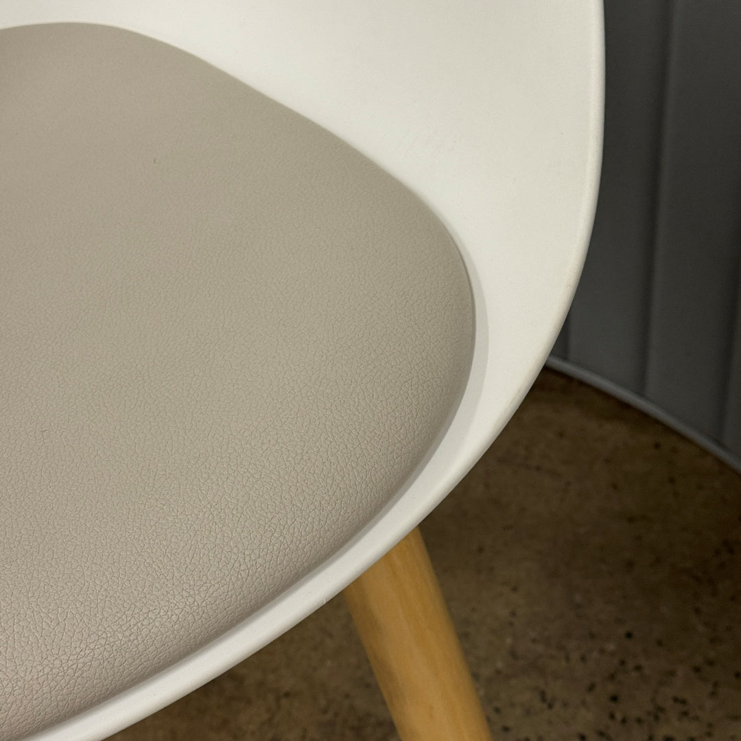 Allermuir KIN Tub Chair (18)