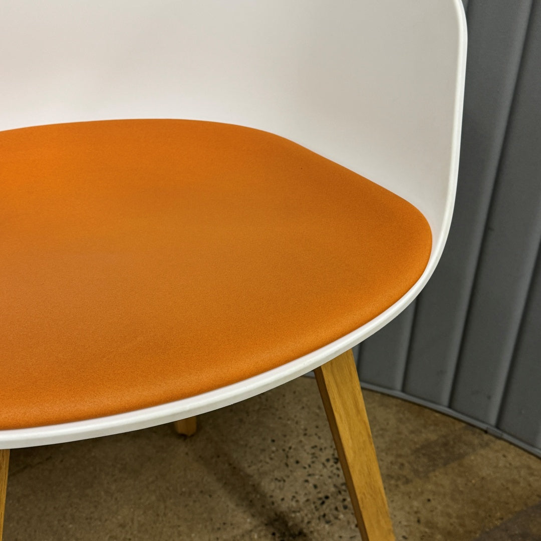 HAY About A Chair, white w seat pad (5)