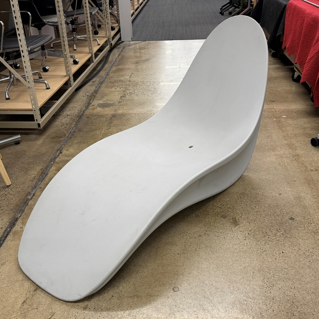 Tonik Bikini Lounger