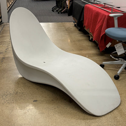 Tonik Bikini Lounger