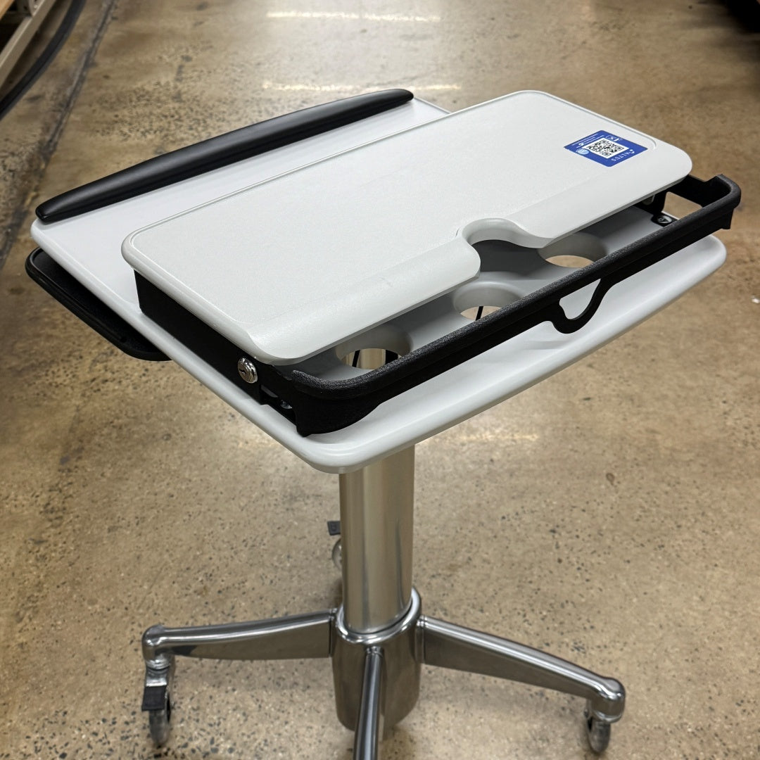 Altus Locking Laptop Mobile Cart (12)