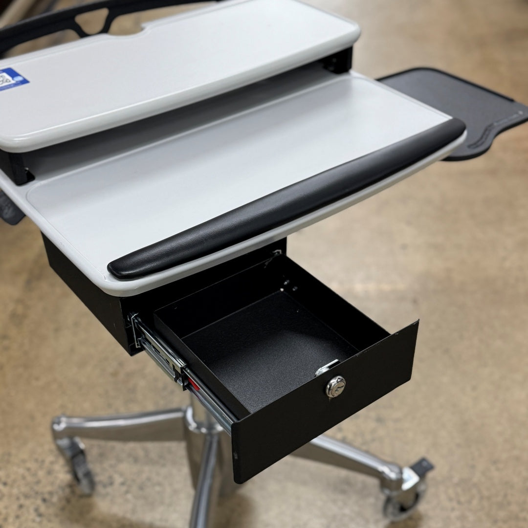 Altus Locking Laptop Mobile Cart (12)