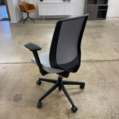 k. Task Chair  by Knoll