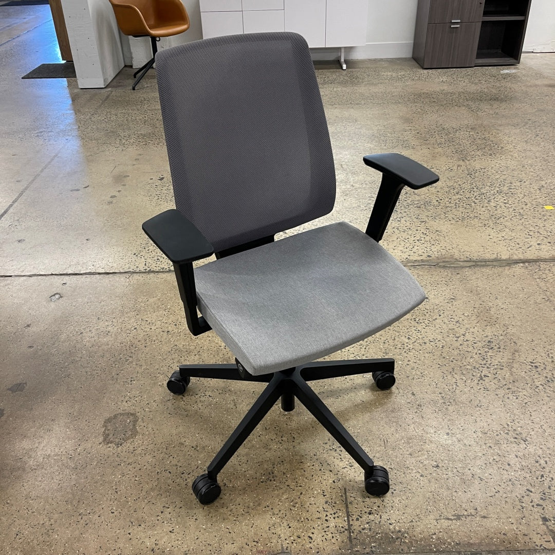 k. Task Chair  by Knoll