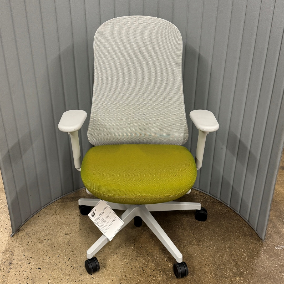 Lino Chair by Herman Miller - Green Seat (3)