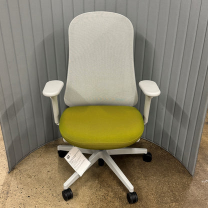 Lino Chair by Herman Miller - Green Seat (3)