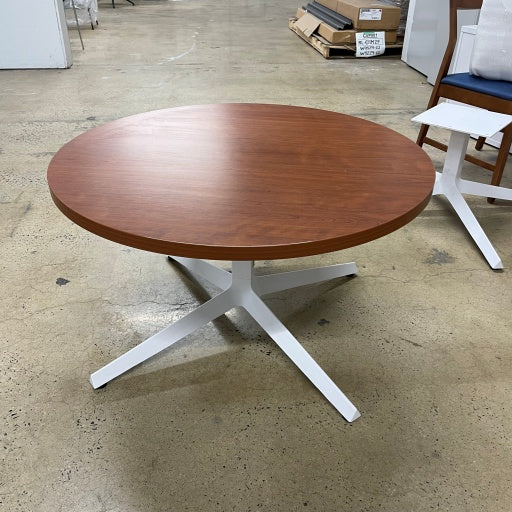 Knoll Dividends Coffee Table